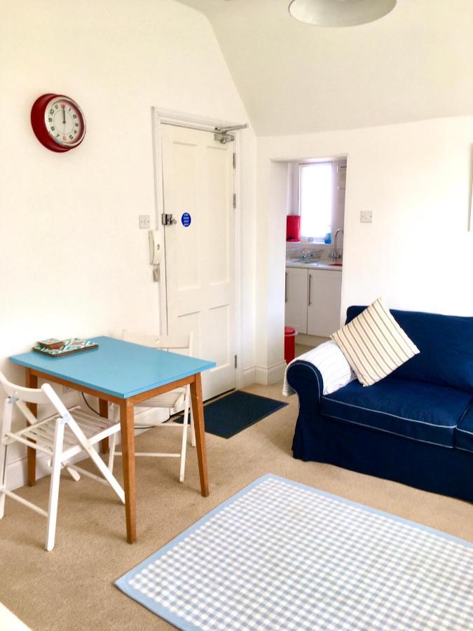 Apartamento Lyme Regis Renovated Period Seaside Flat Exterior foto
