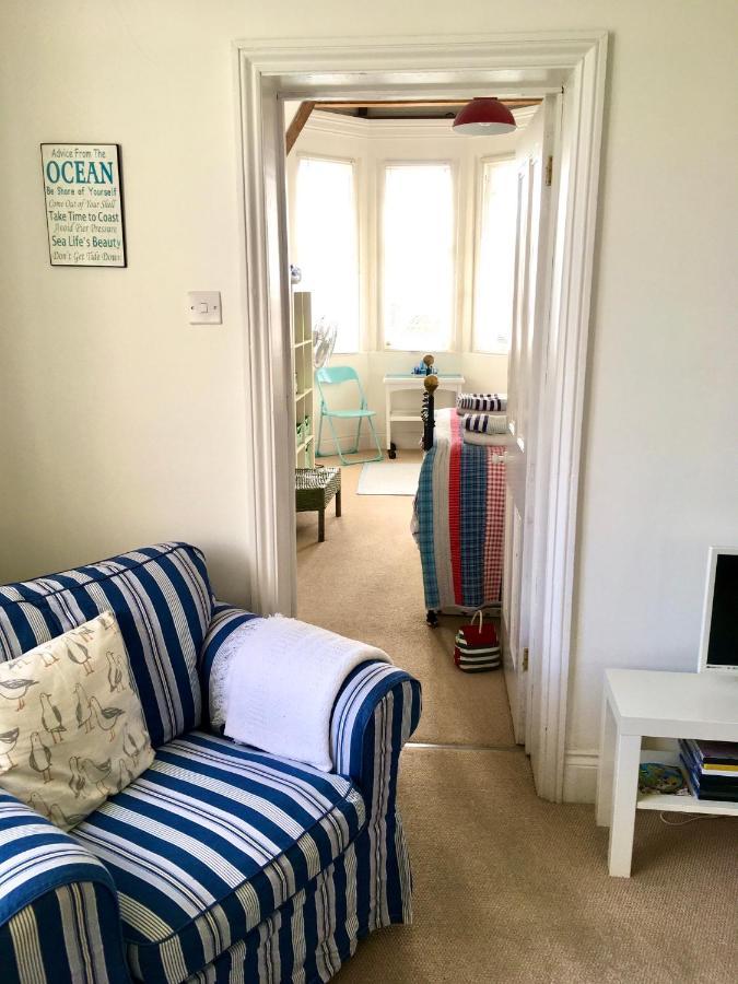 Apartamento Lyme Regis Renovated Period Seaside Flat Exterior foto
